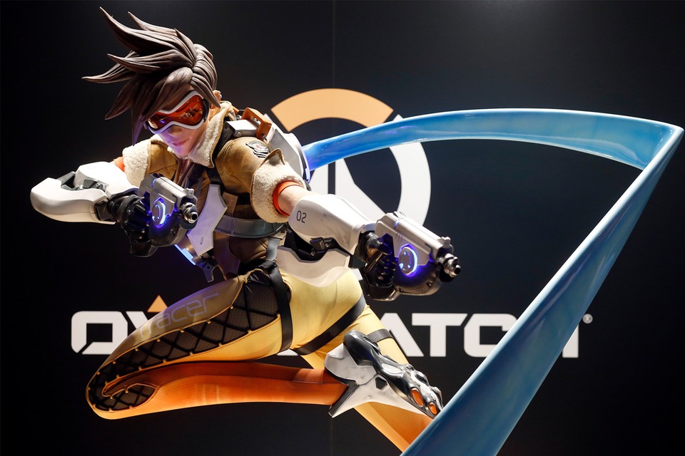 Overwatch’s upcoming update penalizes hackers and hints on the Hero 31. 